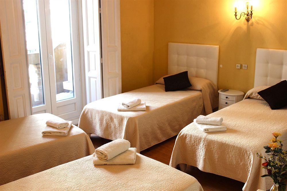 Hostal Montecarlo Μαδρίτη Εξωτερικό φωτογραφία
